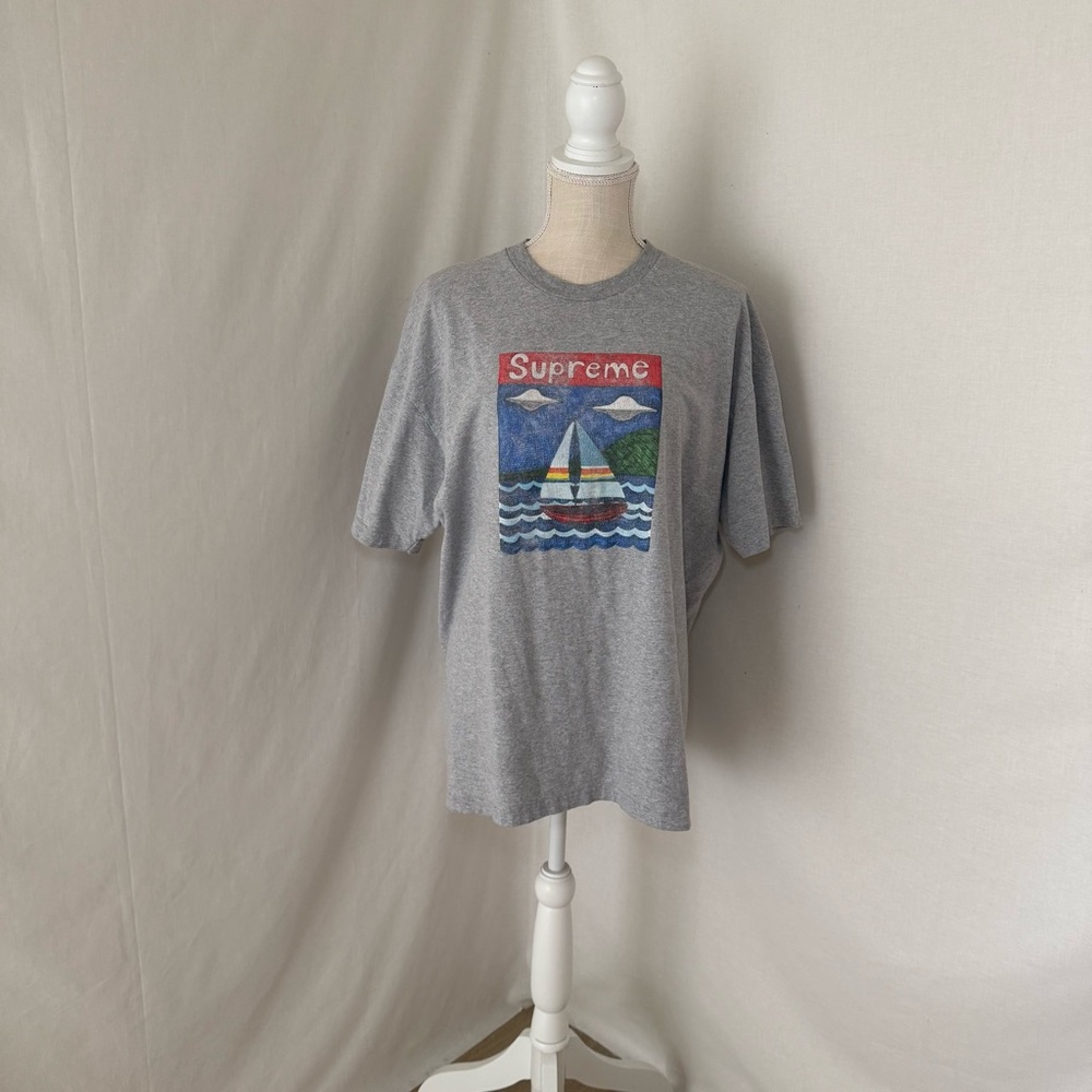 Supreme T-Shirt